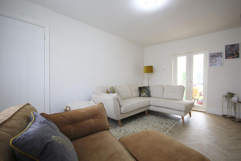Nicholas Road, Weaverham, CW8 photo 4
