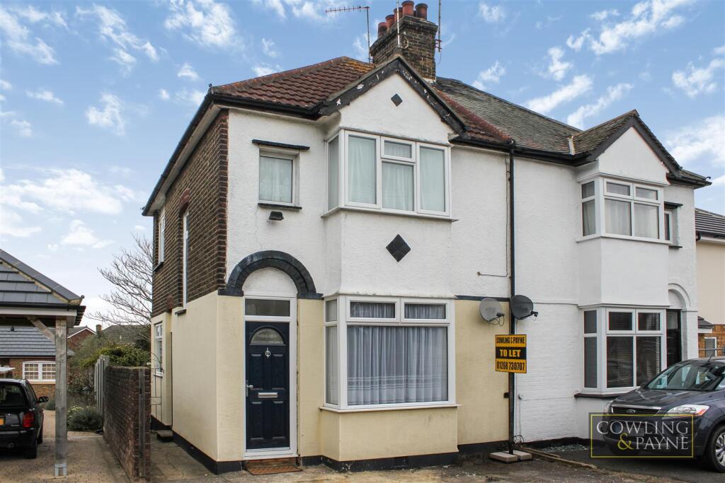 Main image of property: THE APPROACH, RAYLEIGH