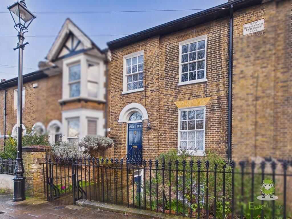 Main image of property: Large Spacious 2003 Sq.Ft Character Property - Highly Versatile + Double Garage