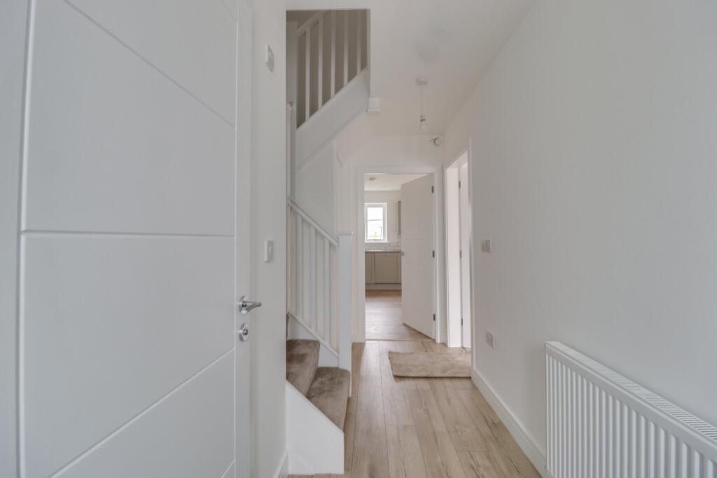 House in Bradford - View 4