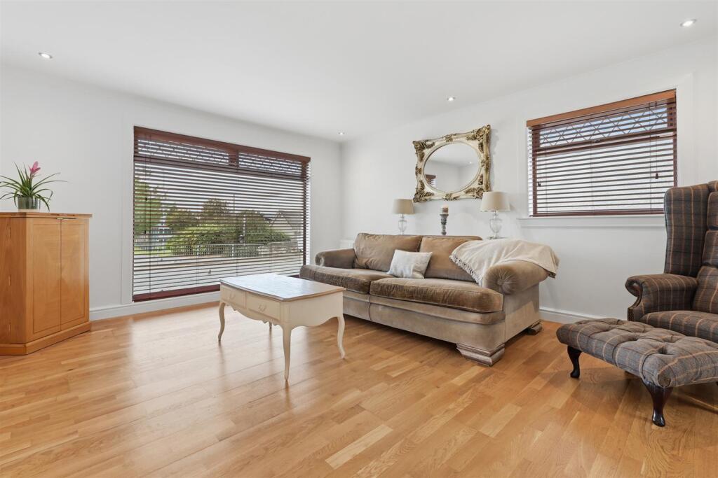 House in Kirkcaldy, Fife - More