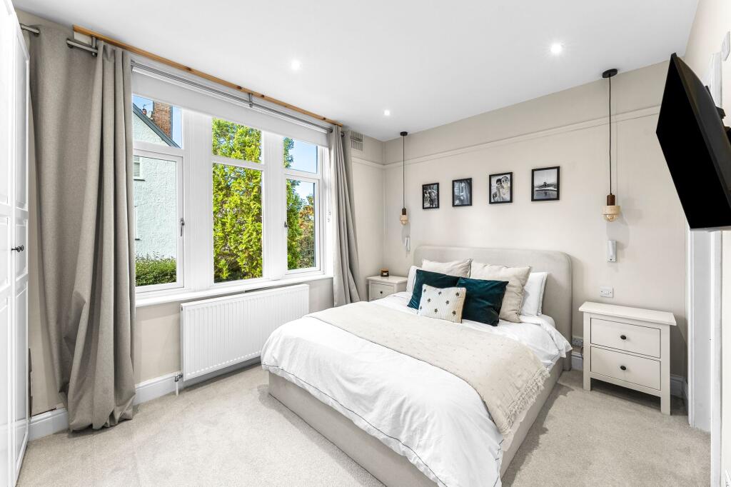 Apartment in Harrogate - View 4