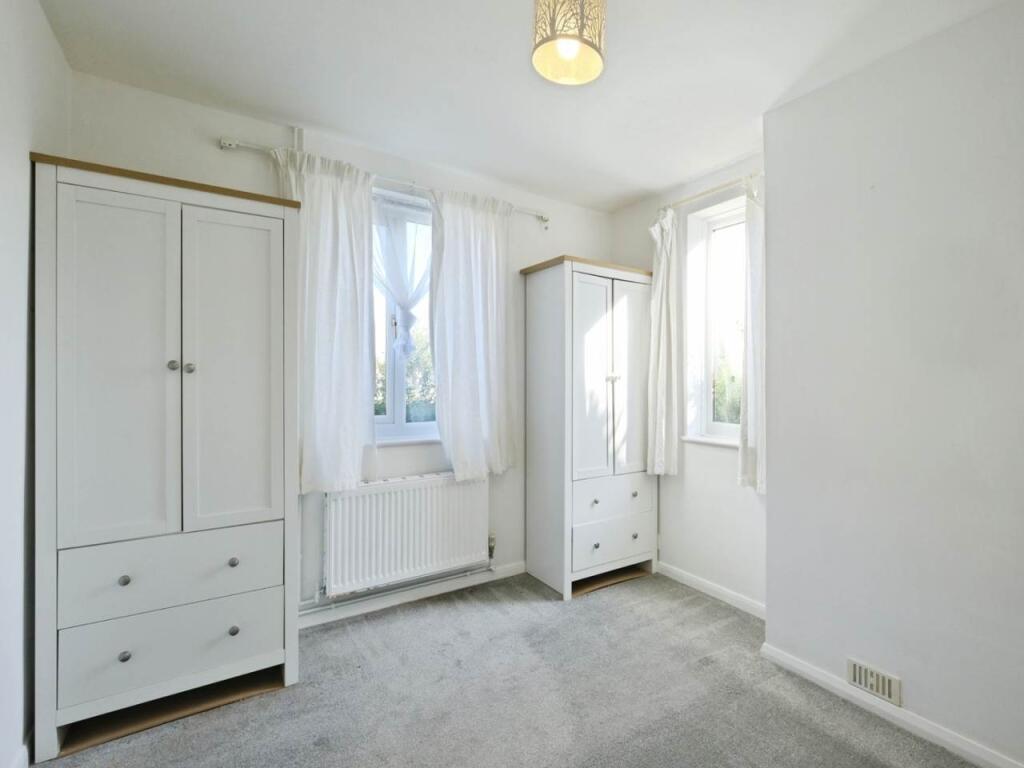 House in Portsmouth - View 4