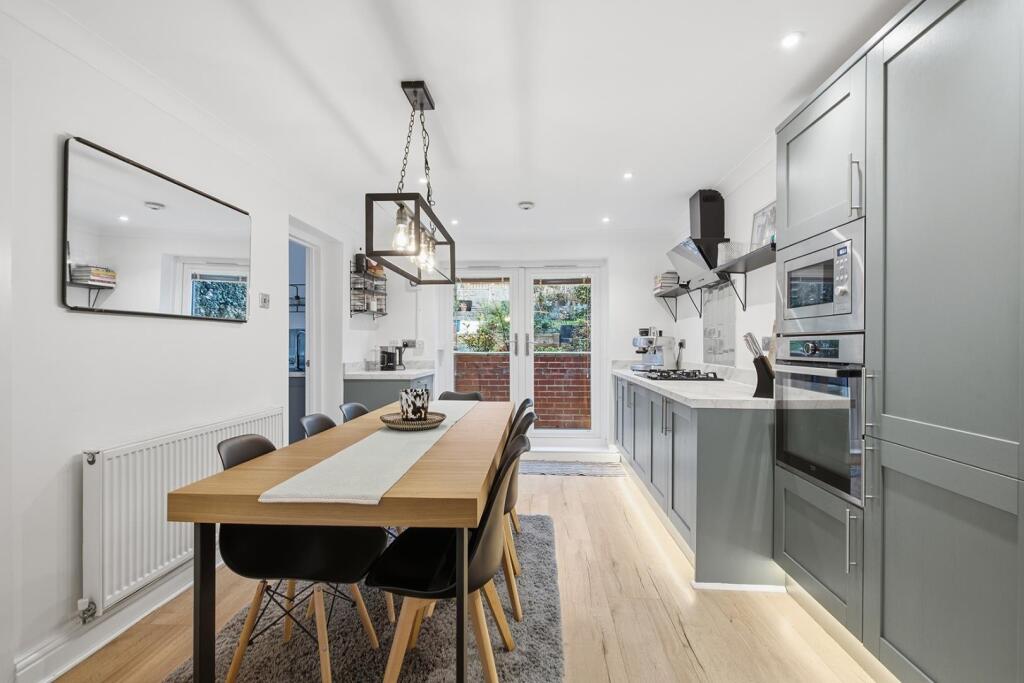 House in Sheffield - View 3