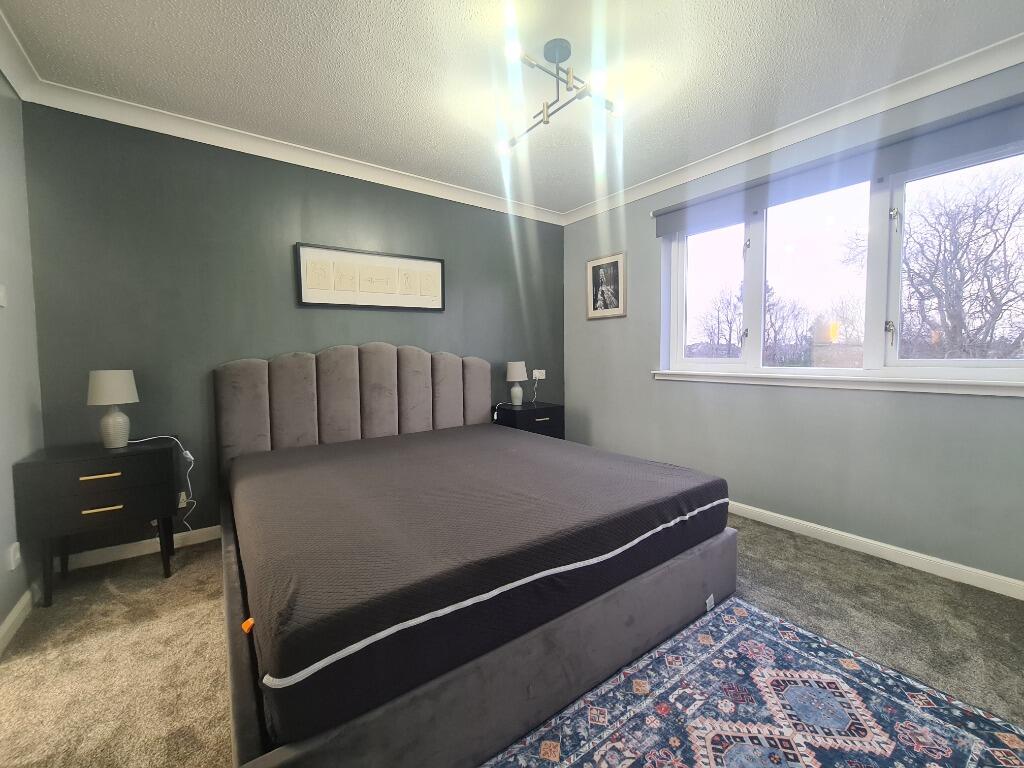 Apartment in Glasgow, East Renfrewshire - View 5