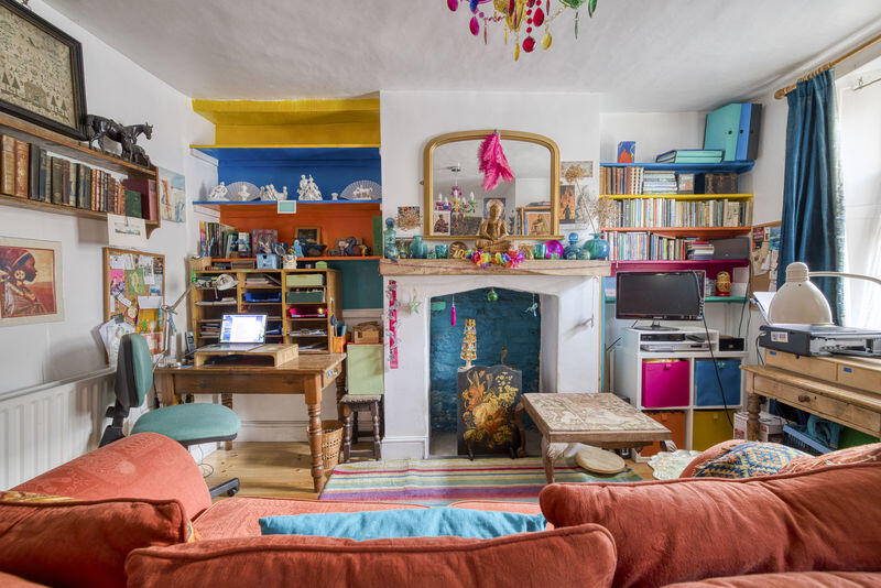 Additional image 6 of Pretty period property in a central location 