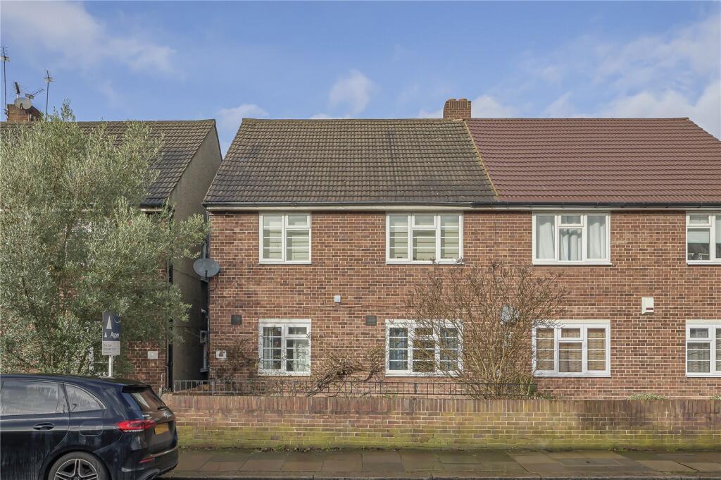 Main image of property: Cambray Road, London, SW12