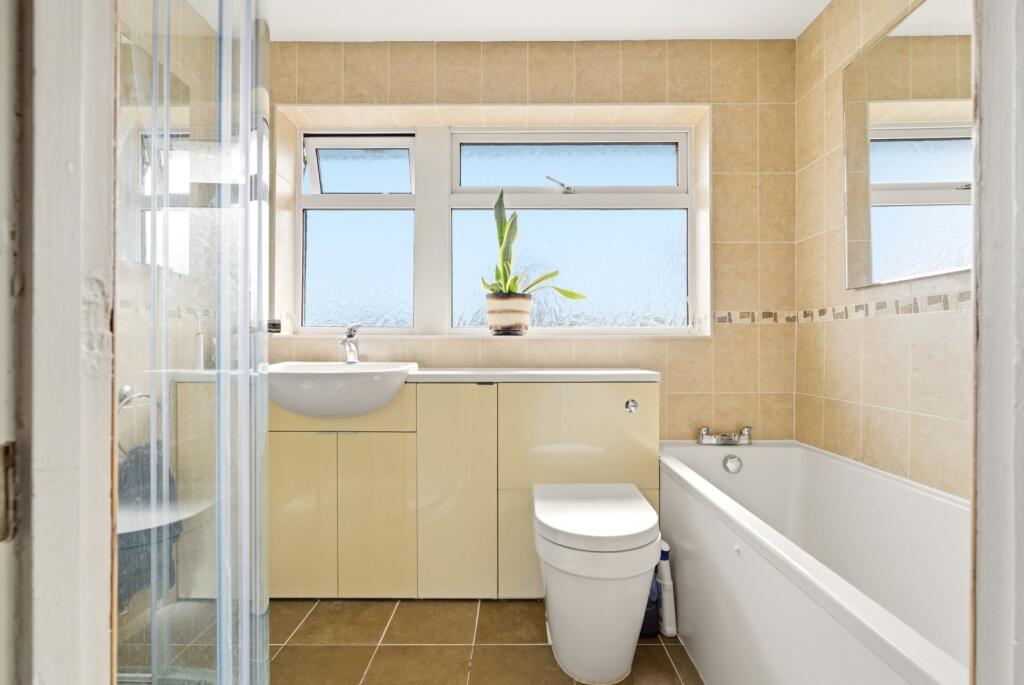 Additional image 10 of Gibraltar Lodge, Batford Road, Harpenden, Hertfordshire, AL5