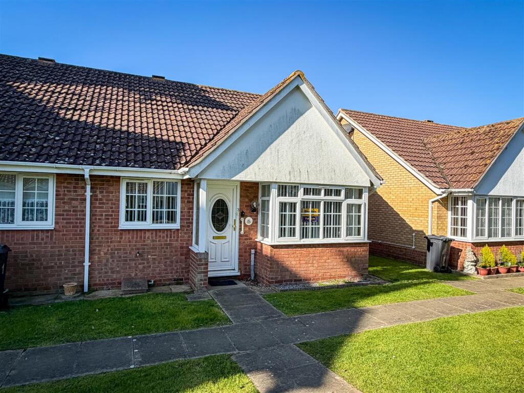 Main image of property: Lyon Close, East Clacton, Essex