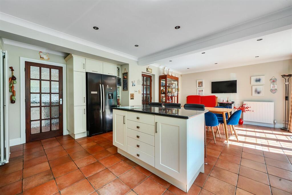 House in Finchampstead - View 5