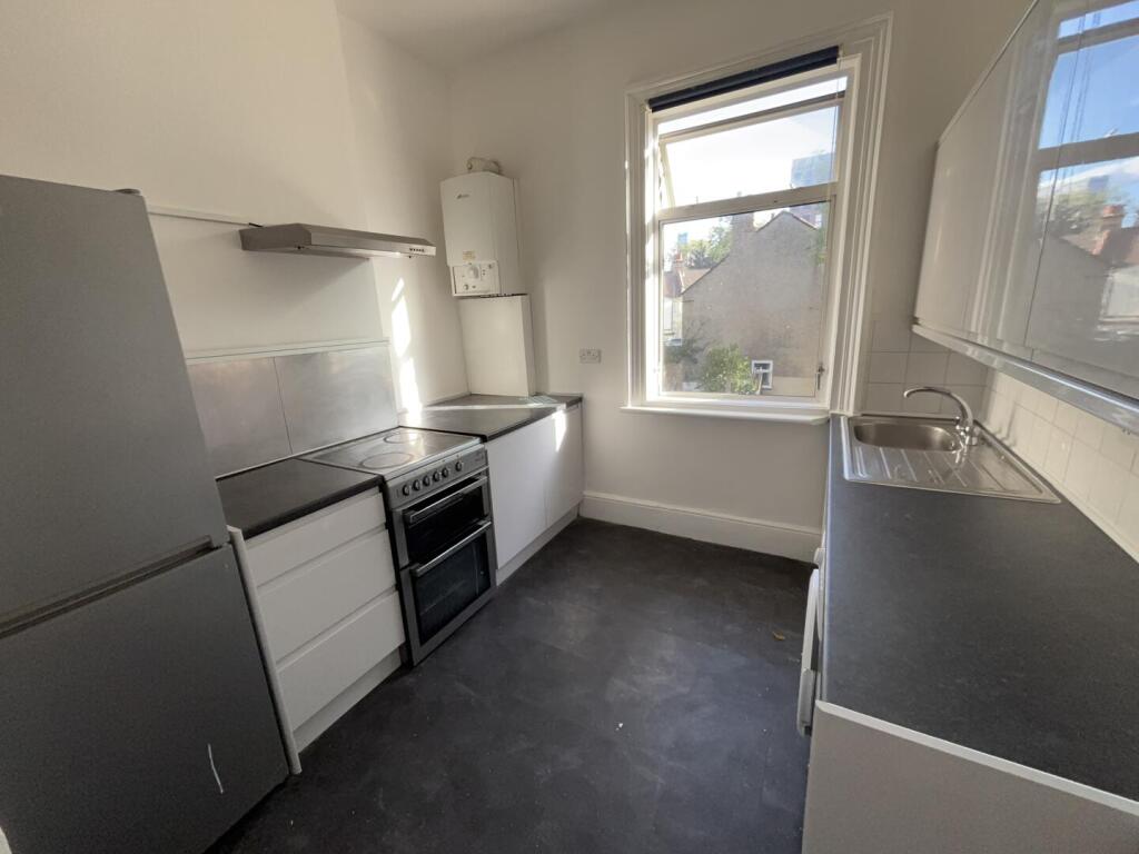 Apartment in Croydon - View 2