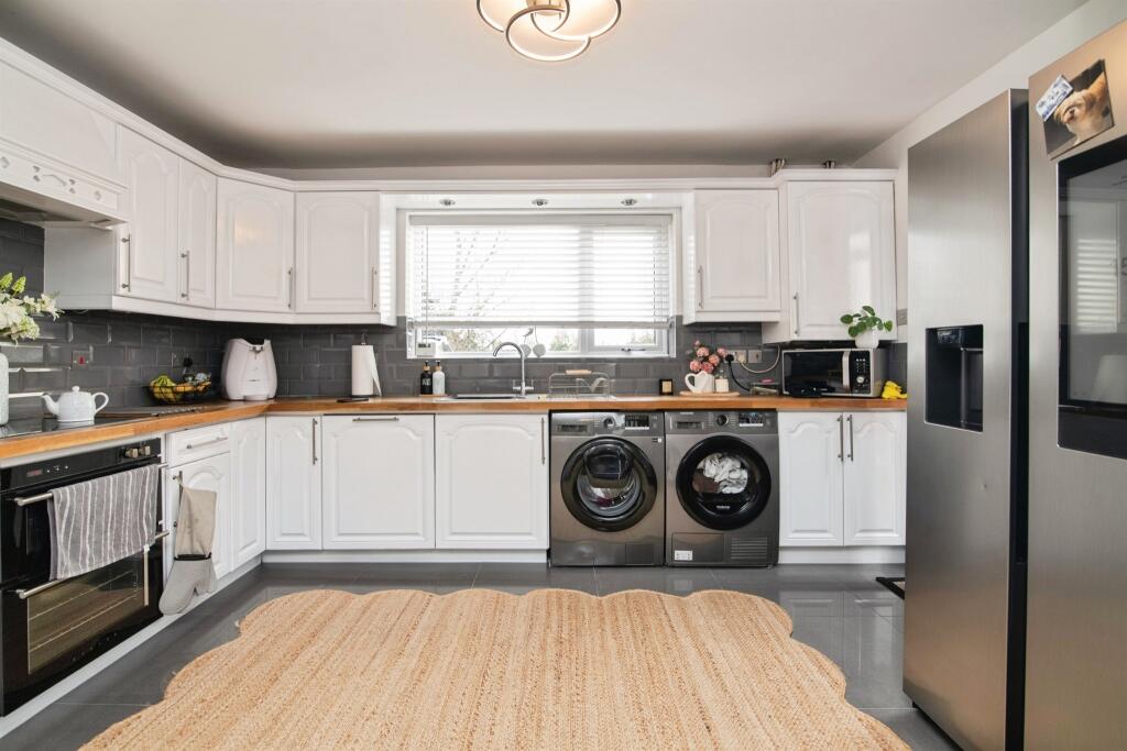 Additional image 5 of Oak Road, West Bromwich