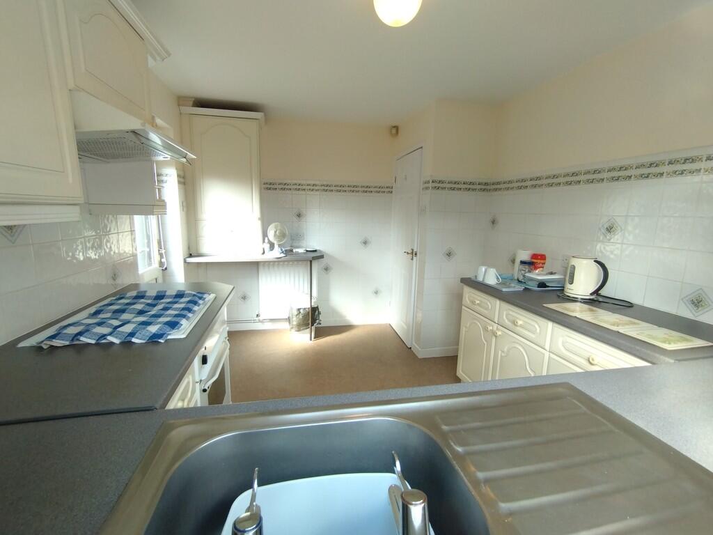 House in Stoke-on-Trent - More