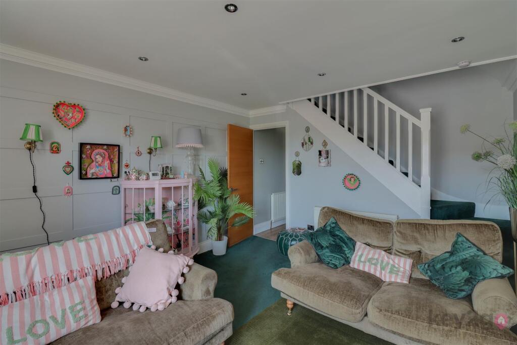Wade Meadow, Sheffield, S6 photo 3