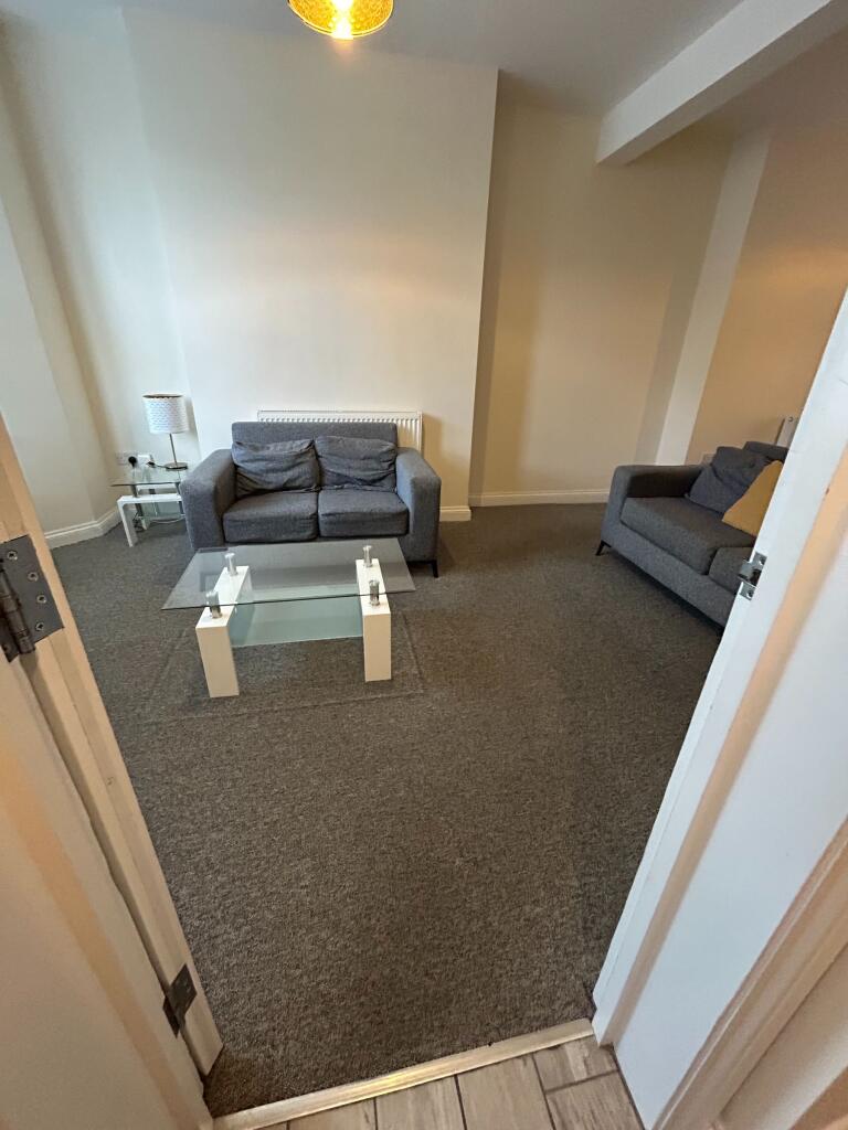 4 bedroom terraced house for rent