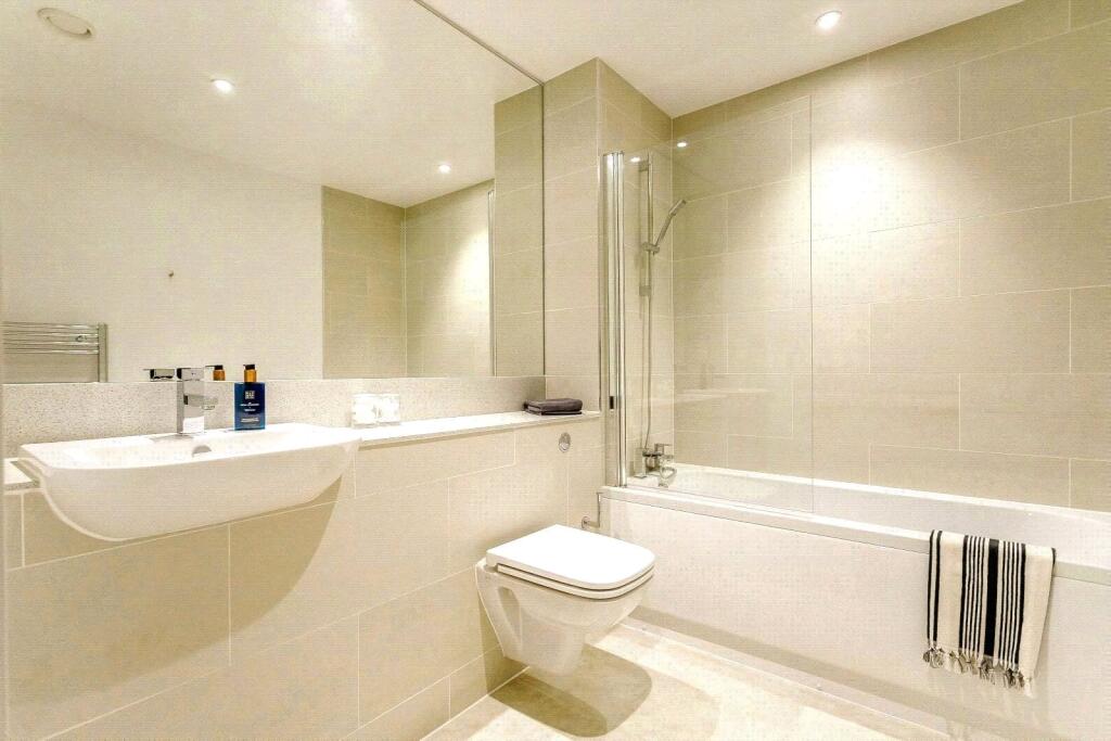 Additional image 5 of Allegro Living, The Priory Queensway, Birmingham, West Midlands, B4