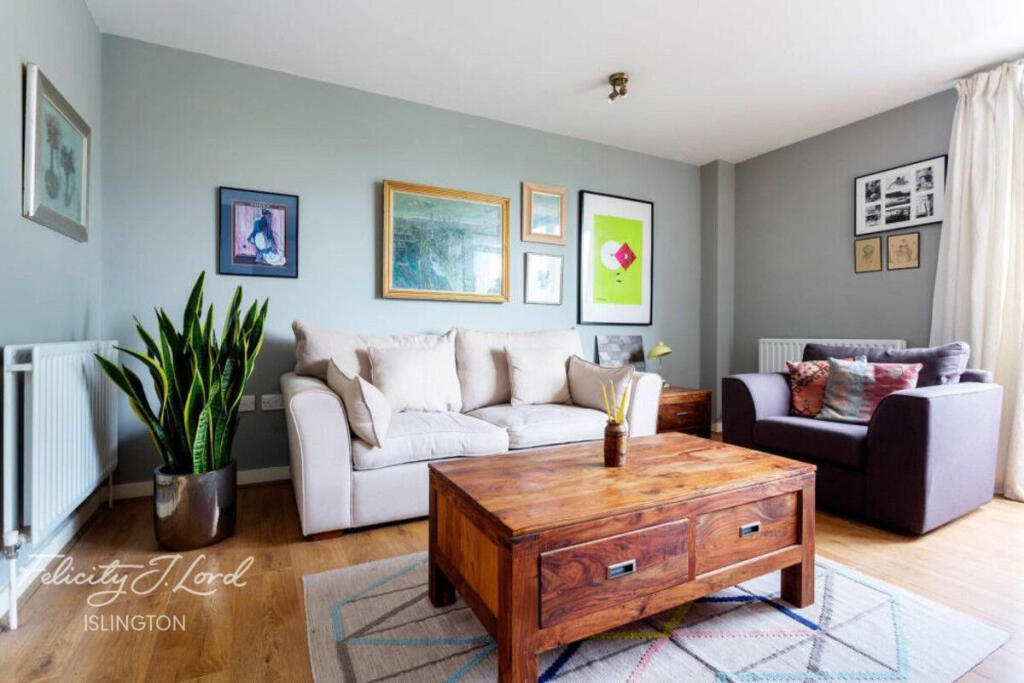 Main image of property: Gifford Street, London
