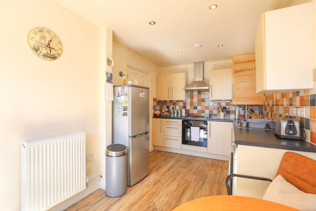 House in Burton Latimer - More