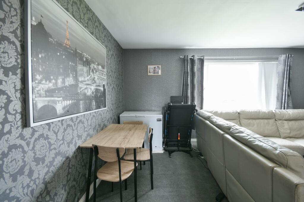Southway, Newcastle Upon Tyne photo 4