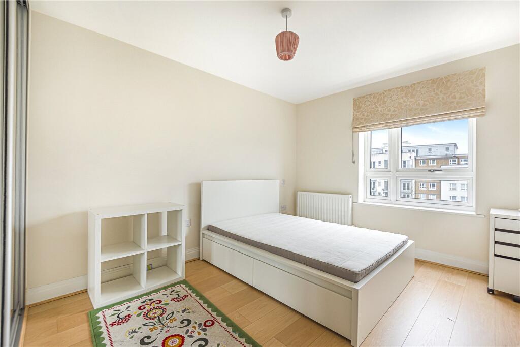 Apartment in Maidenhead, Fishery - View 4