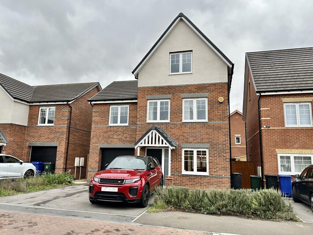 4-bed detached on New Hills Road, Wheatley Hills, Doncaster, £355,000