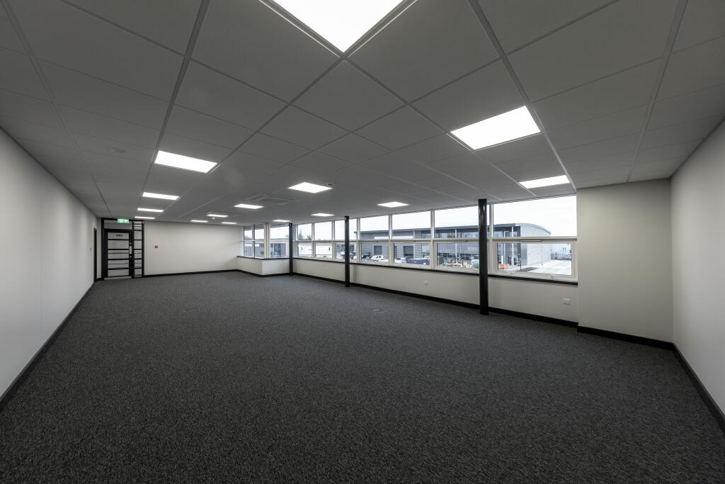 2025- 687 Stirling Road - STE - 229101.jpg