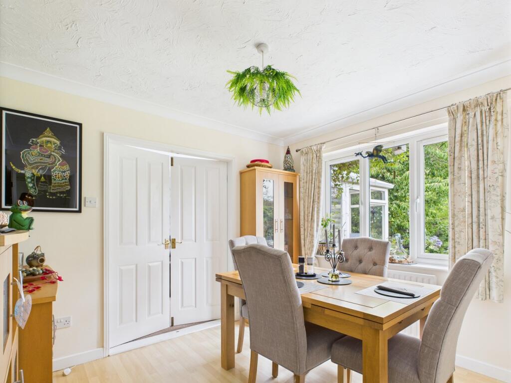 Bramble Close, Bilsthorpe, Newark, NG22 - More