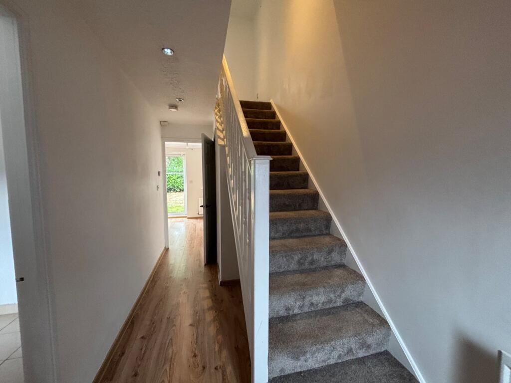 House in Bradford, West Yorkshire - View 2