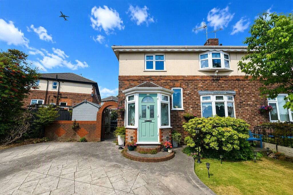 Main image of property: Stenhills Crescent, Runcorn, Cheshire, WA7