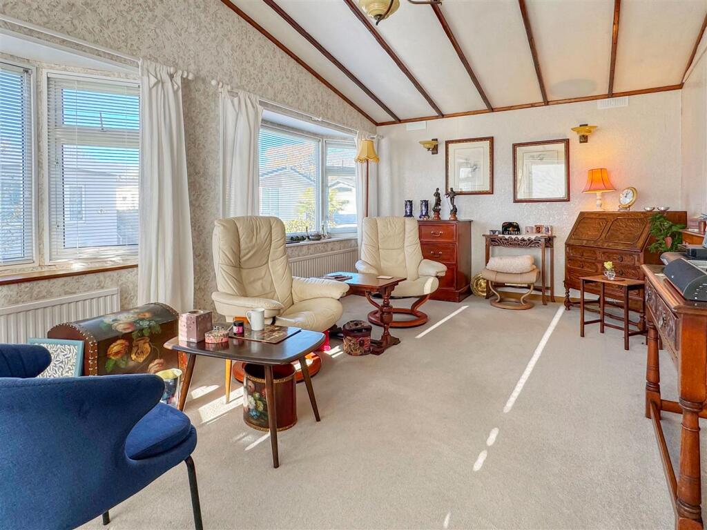 Aldingbourne Park, Hook Lane, Aldingbourne photo 2