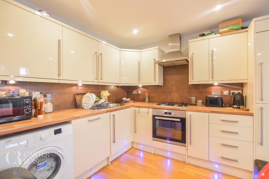 Main image of property: Kellino Street, London, SW17