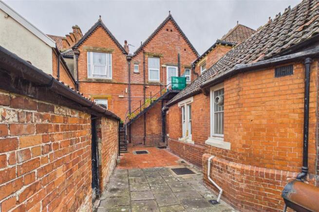 11 Huntspill Road, Highbridge, Somerset TA9 3DD |