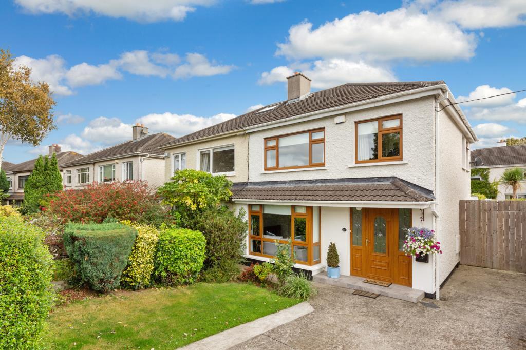 Main image of property: 27 Sycamore Drive, Castleknock, Dublin 15, D15 YEK4