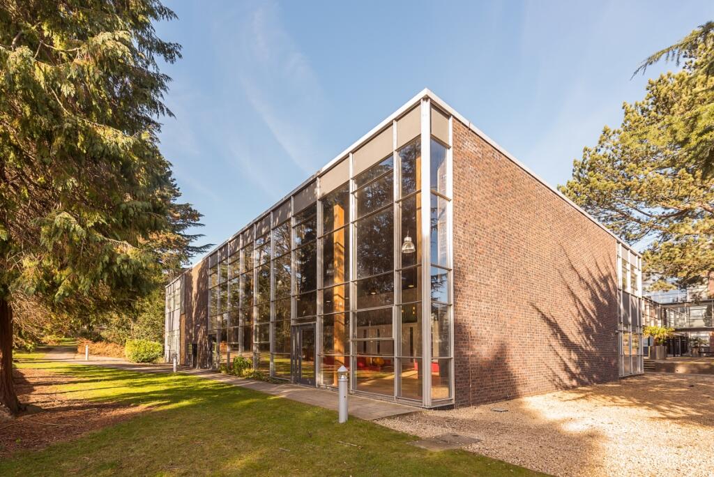 Main image of property: Hatfield Road Newsom Place AL1