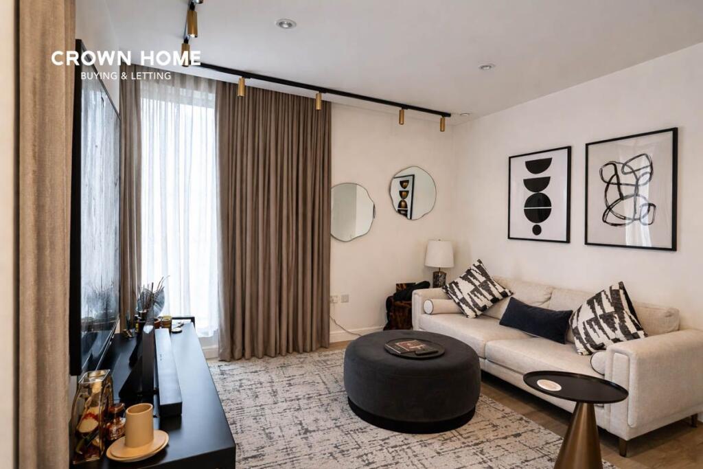 Main image of property: Vermont House, 8 Dingley Road, 250 City Road, EC1V