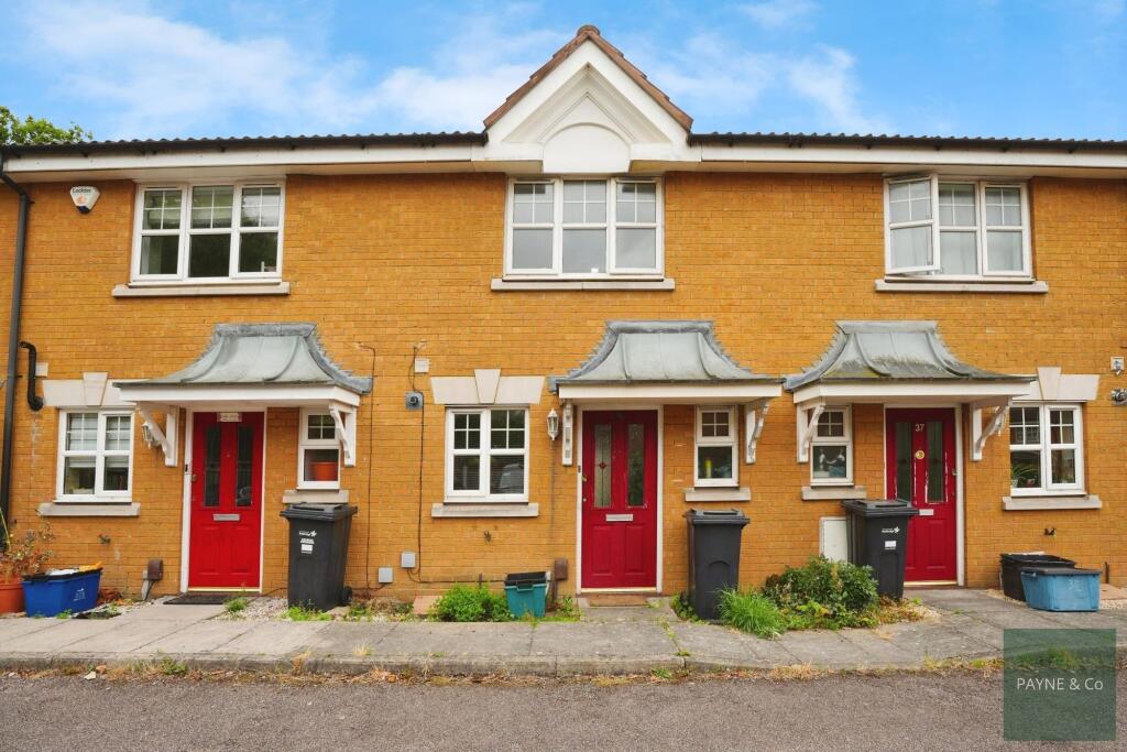 Main image of property: Heathside Close, Ilford, IG2
