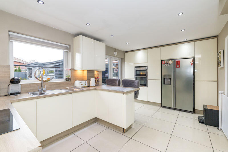 Highwoods Close, Ashton-In-Makerfield, WN4 8EE photo 3
