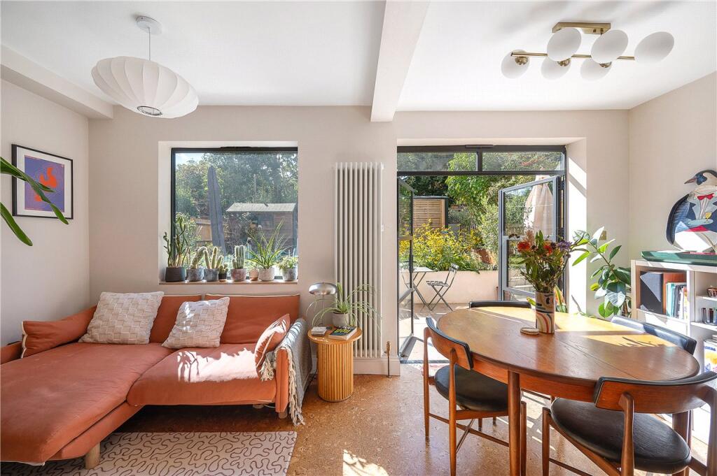 Apartment in London - View 2