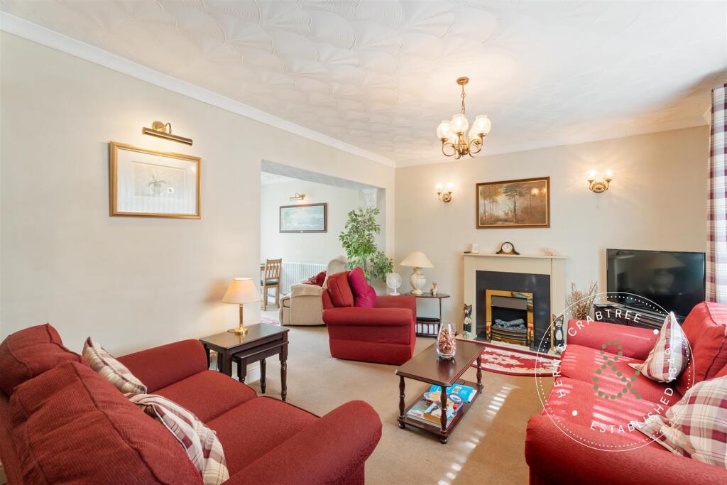 House in Cardiff, Fairwater - View 2