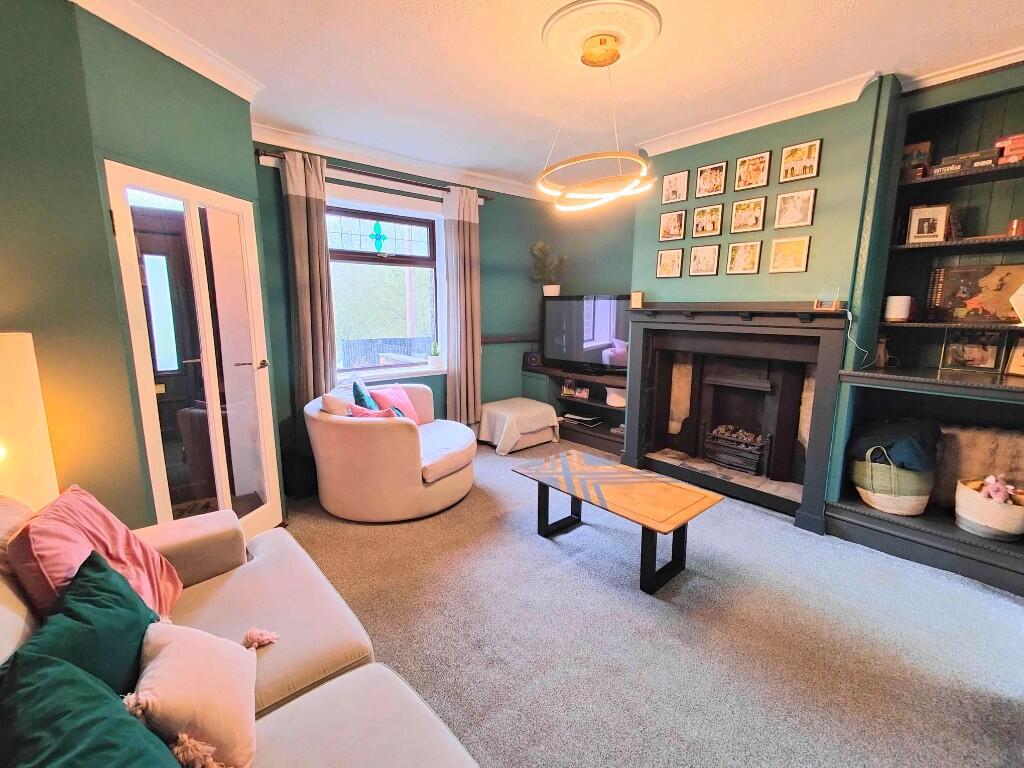 65 Brow Lane, Shelf, HX3 7QL photo 4
