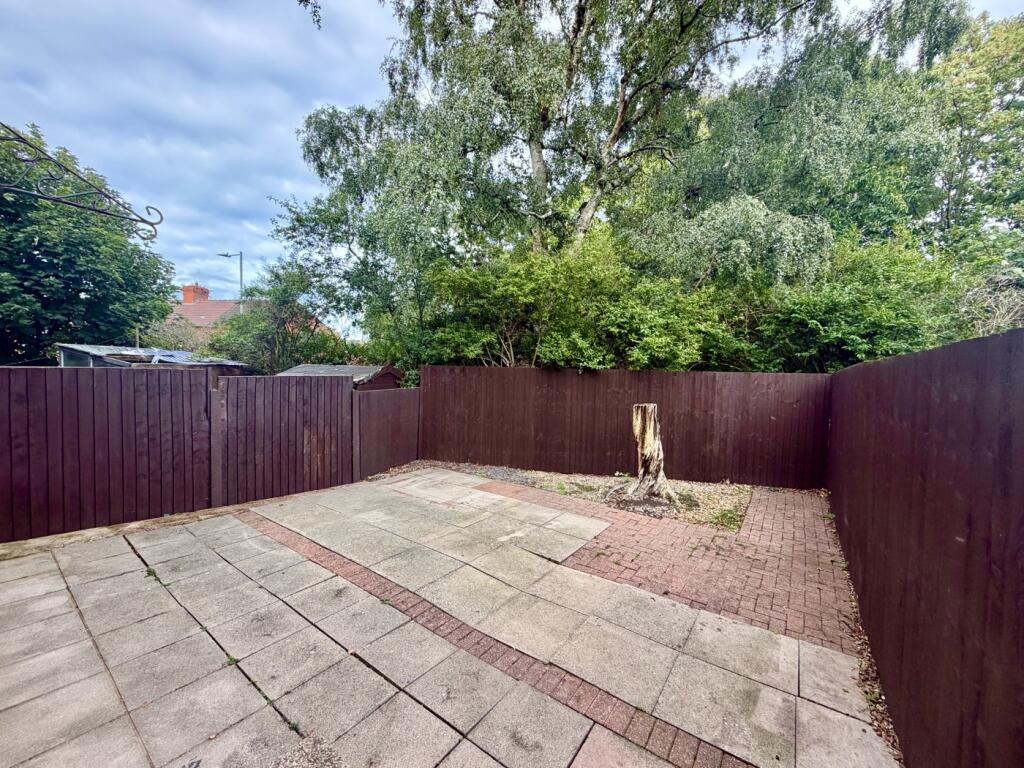 Victoria Park Road, Tranmere, Merseyside, CH42 photo 2