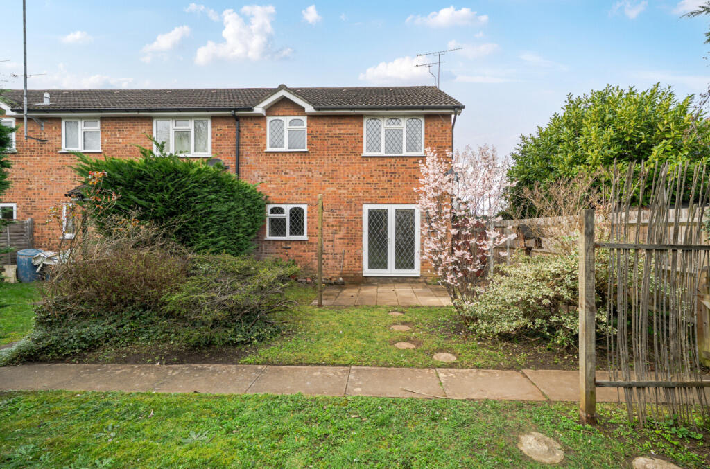 Main image of property: Southern Way, Farnham, Surrey, GU9