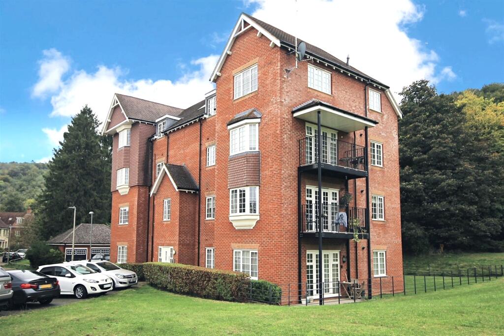 Main image of property: Scarlett Avenue, Wendover, Aylesbury