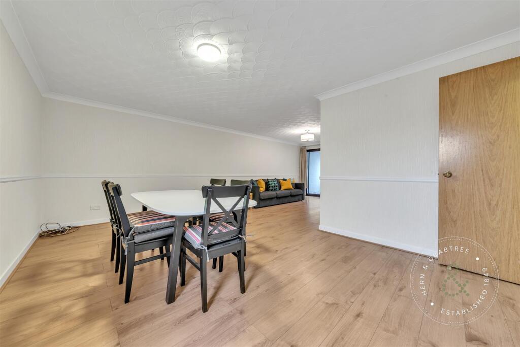 Stembridge House, The Crescent, Llandaff, Cardiff photo 2