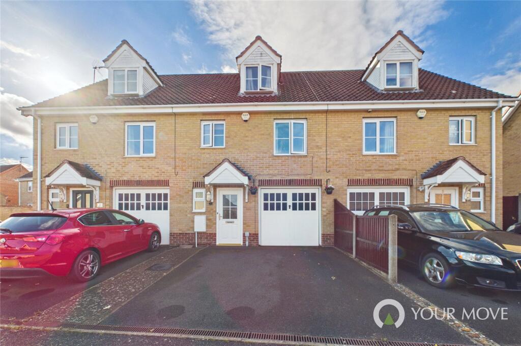 3-bed terraced on Leggett Walk, Beccles, Suffolk, NR34, £280,000