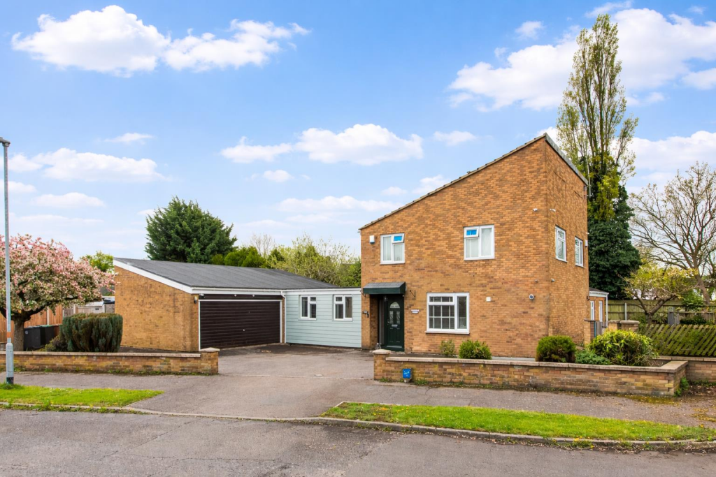 Main image of property: Grove Way, Finedon