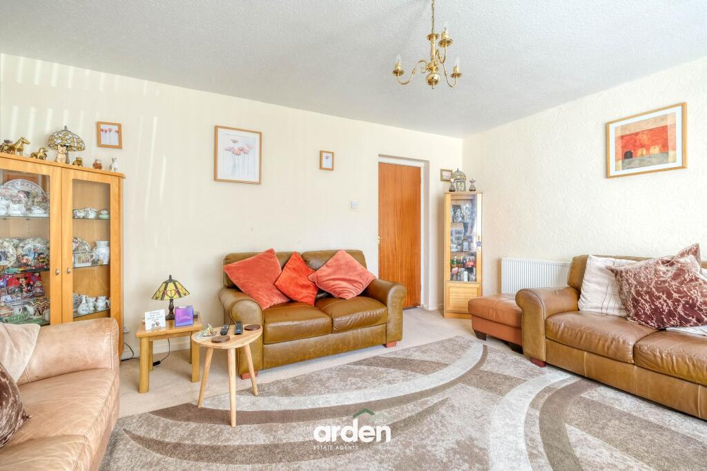 Woodend Close, Redditch, B97 photo 3