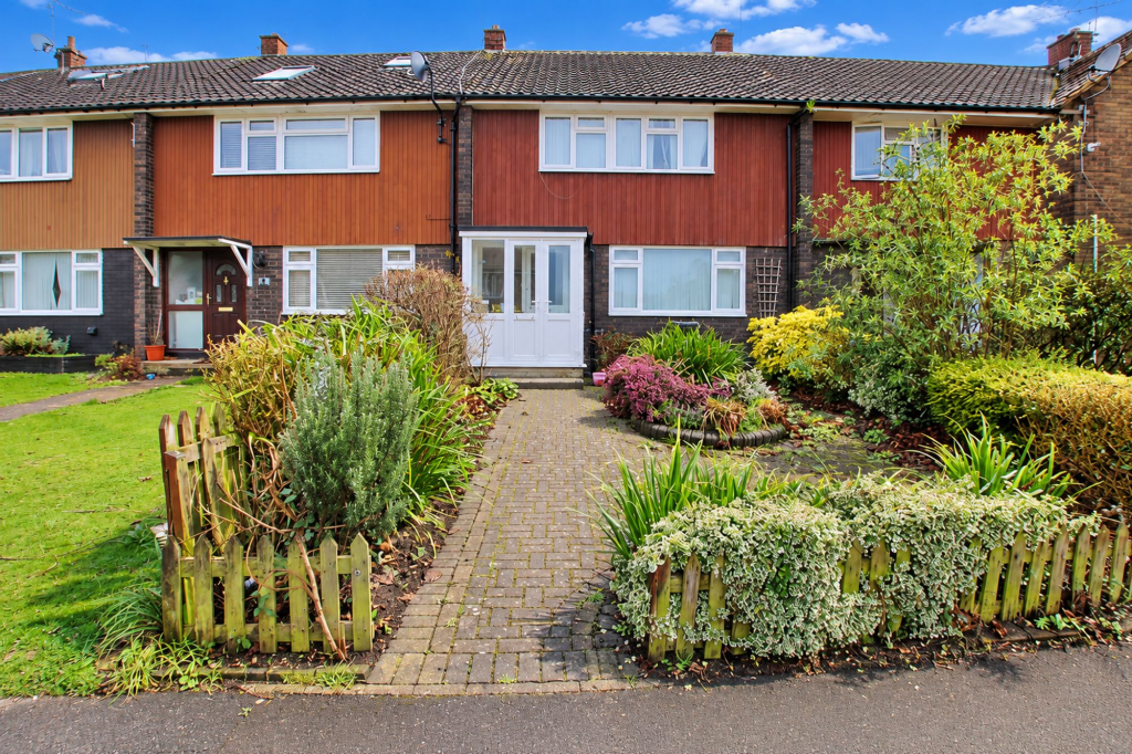 Main image of property: Lee Walk, Basildon, SS16