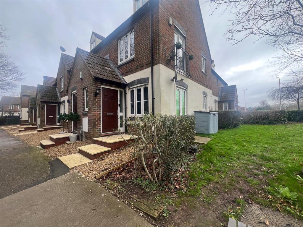 Main image of property: Central Way, Clevedon