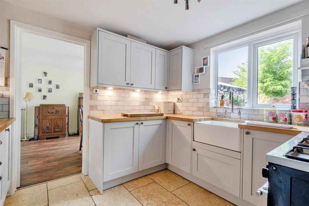 House in Devizes, Wiltshire - More